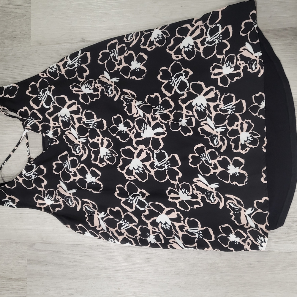 Floral Black and White Sleeveless Top